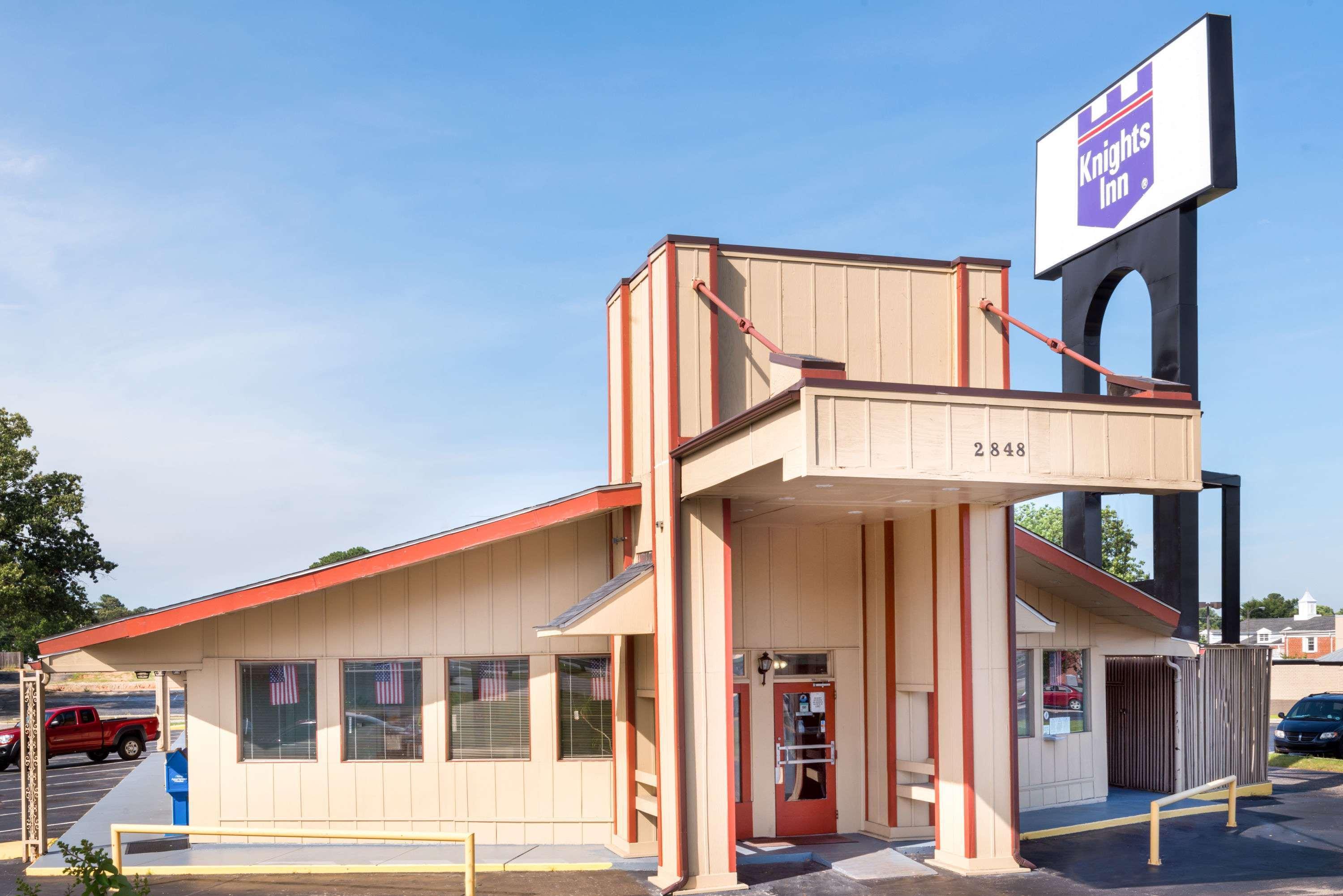 Knights Inn Fayetteville - Fort Bragg Exterior foto