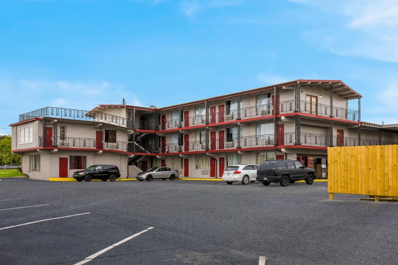Knights Inn Fayetteville - Fort Bragg Exterior foto